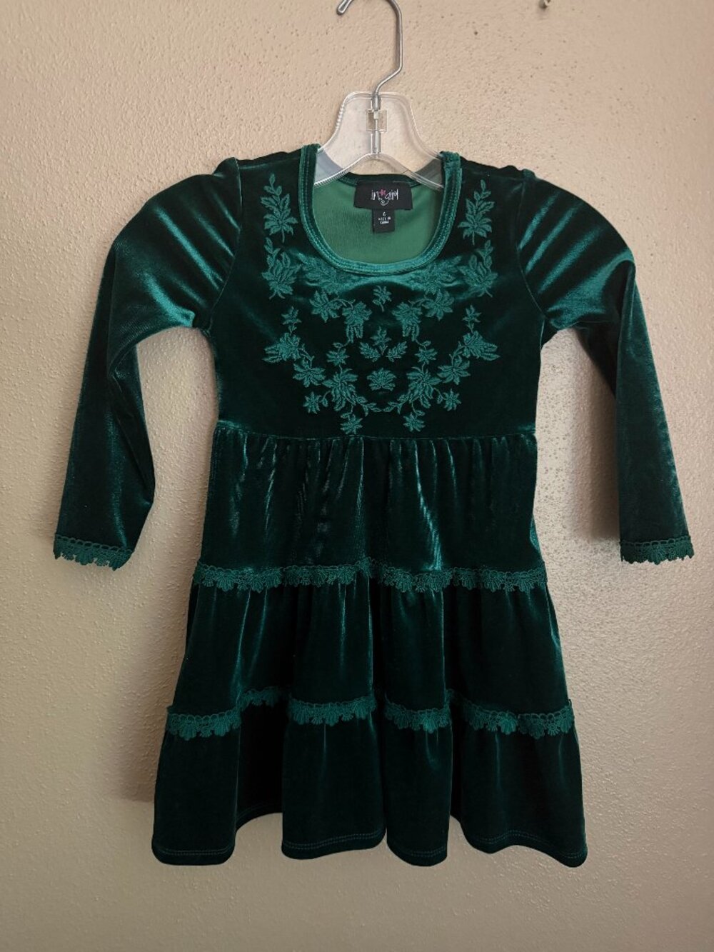 Size 4 Forest Green Velvet (appearance) Dress